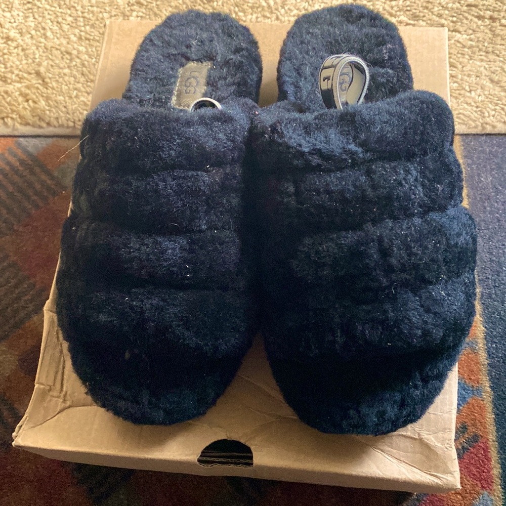 Women Fluffy Yeah Slide